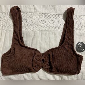 Women’s swimsuit top